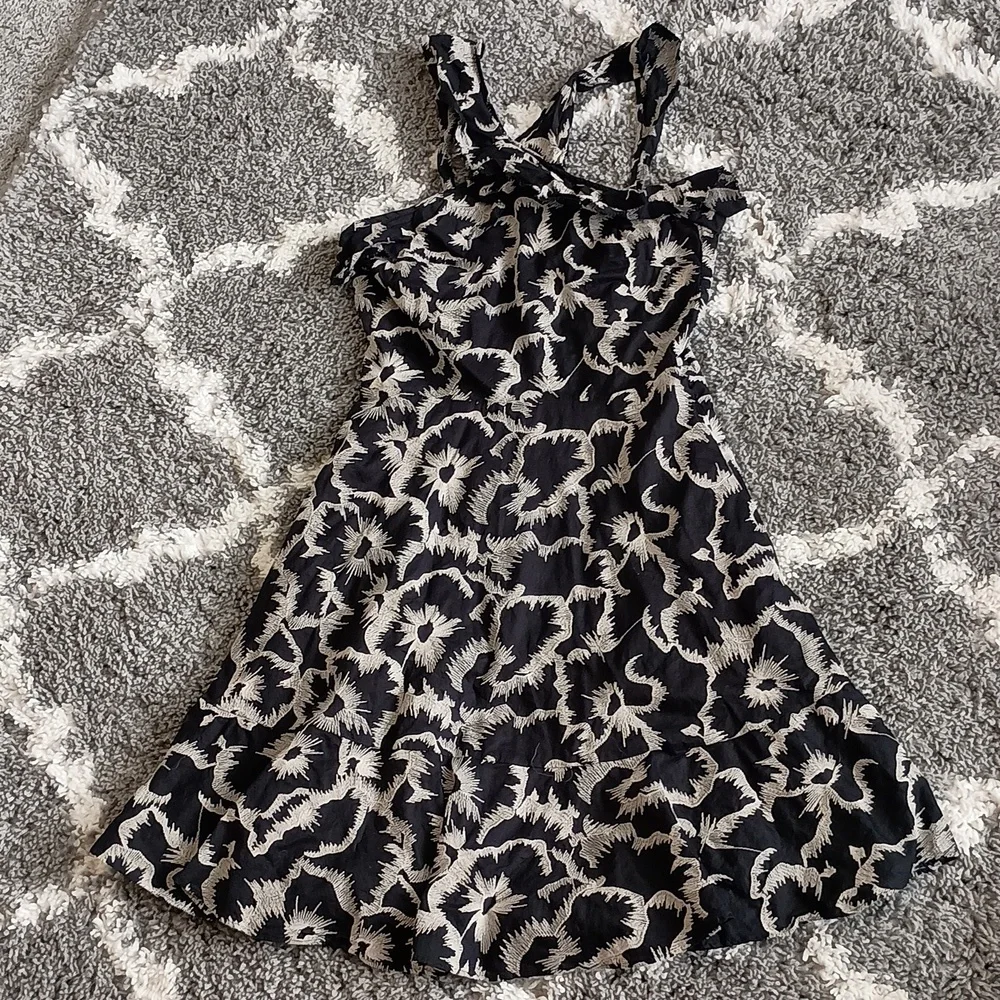 Banana Republic Dress - Picture 3 of 7